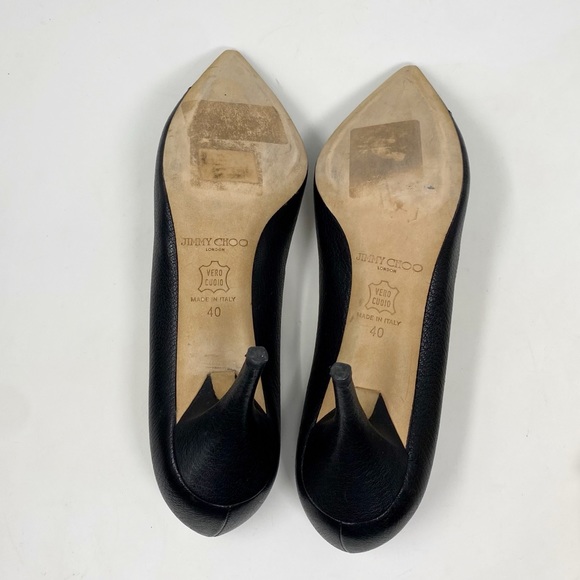 🚨FINAL🚨Jimmy CHOO Black Leather Button Pumps Size 40🚨FINAL PRICEDROP🚨 - Picture 4 of 6